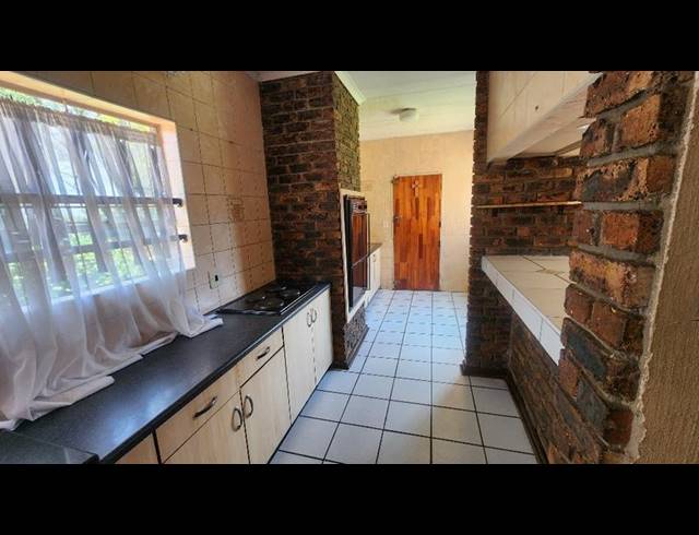 3 BEDROOM HOUSE FOR SALE IN SUNWARD PARK